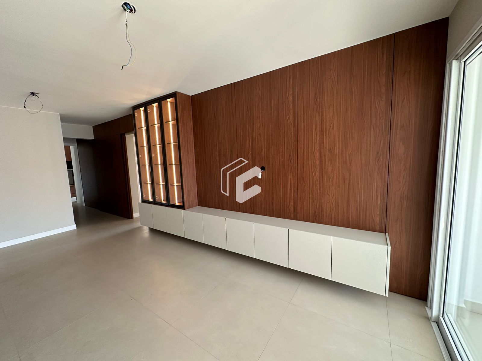 Apartamento à venda com 3 quartos, 116m² - Foto 3