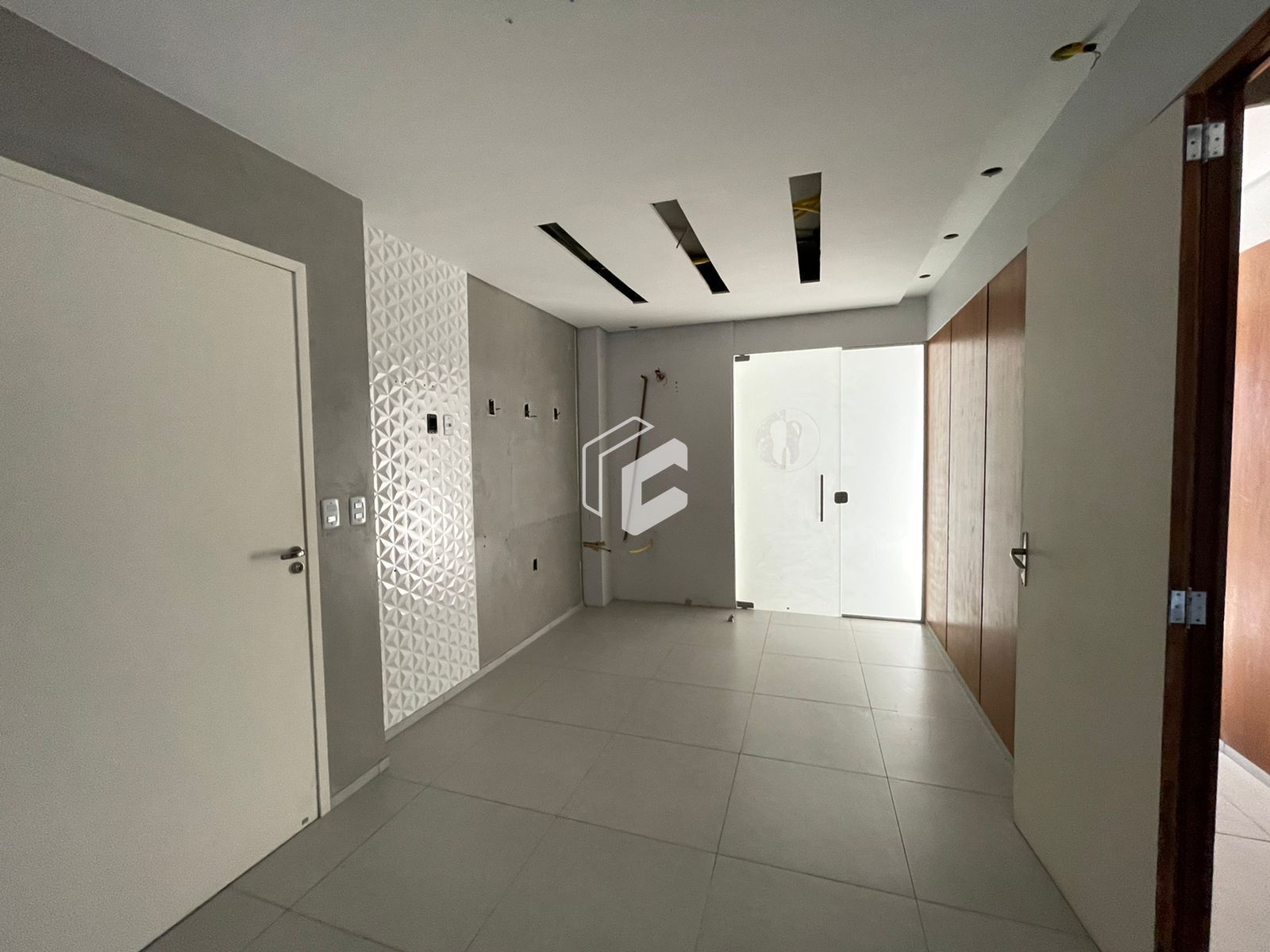 Conjunto Comercial-Sala à venda com 5 quartos, 98m² - Foto 1