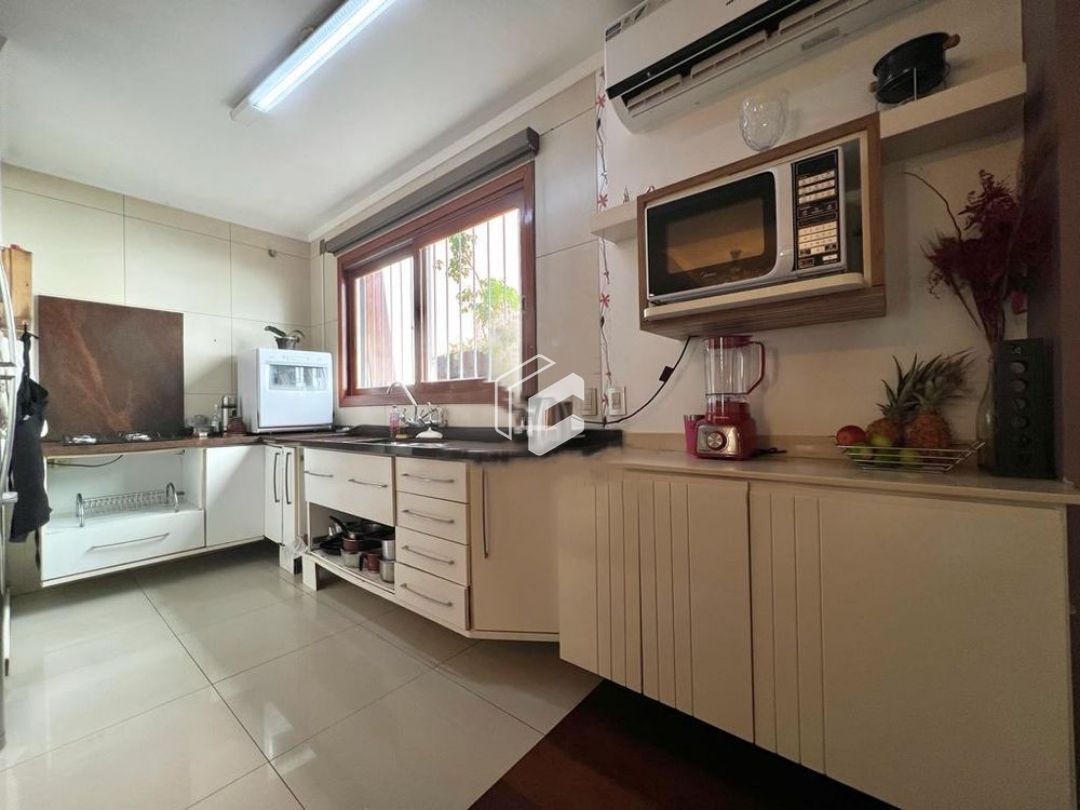 Casa à venda com 4 quartos, 228m² - Foto 8