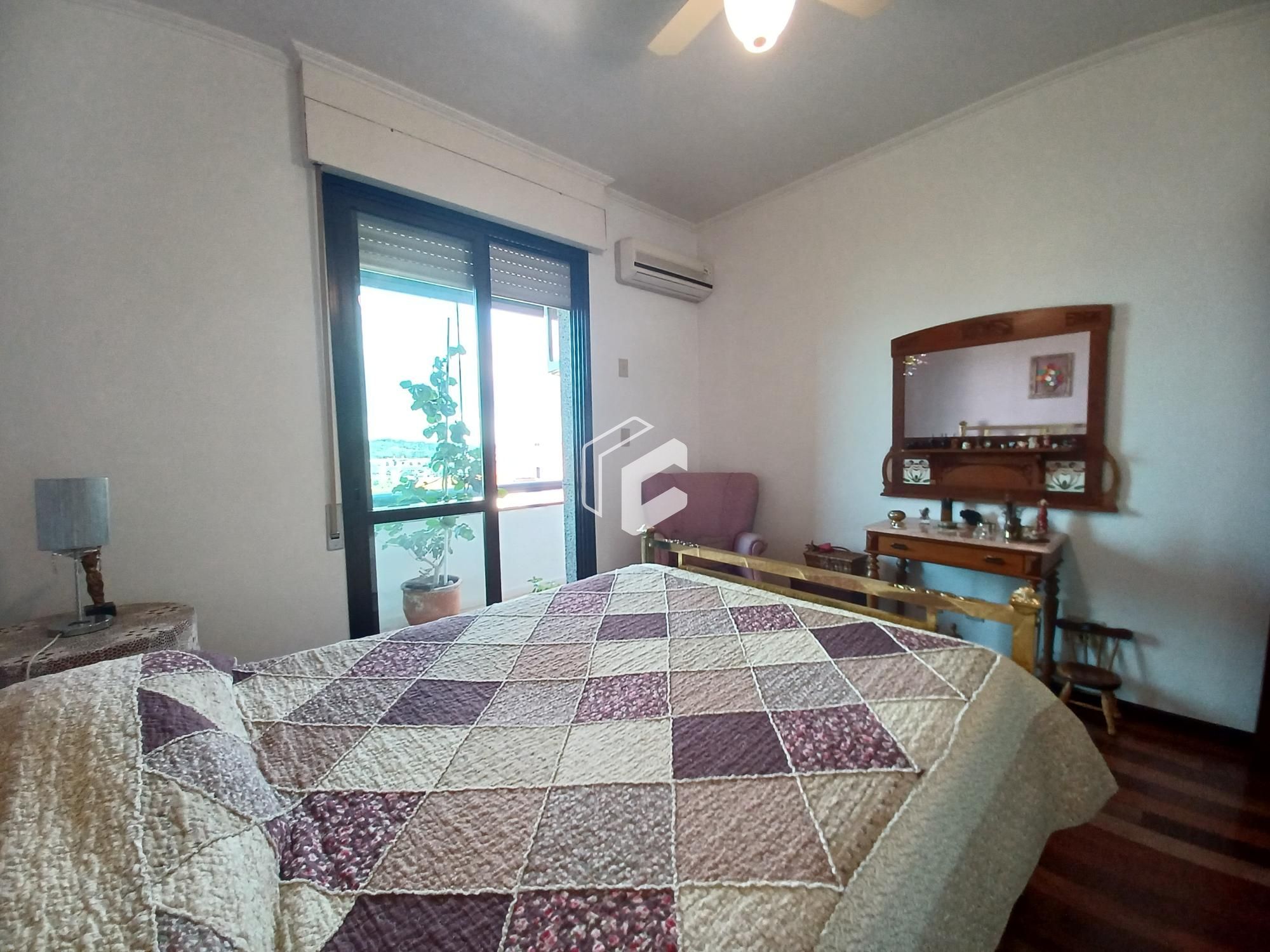 Apartamento à venda com 4 quartos, 241m² - Foto 13