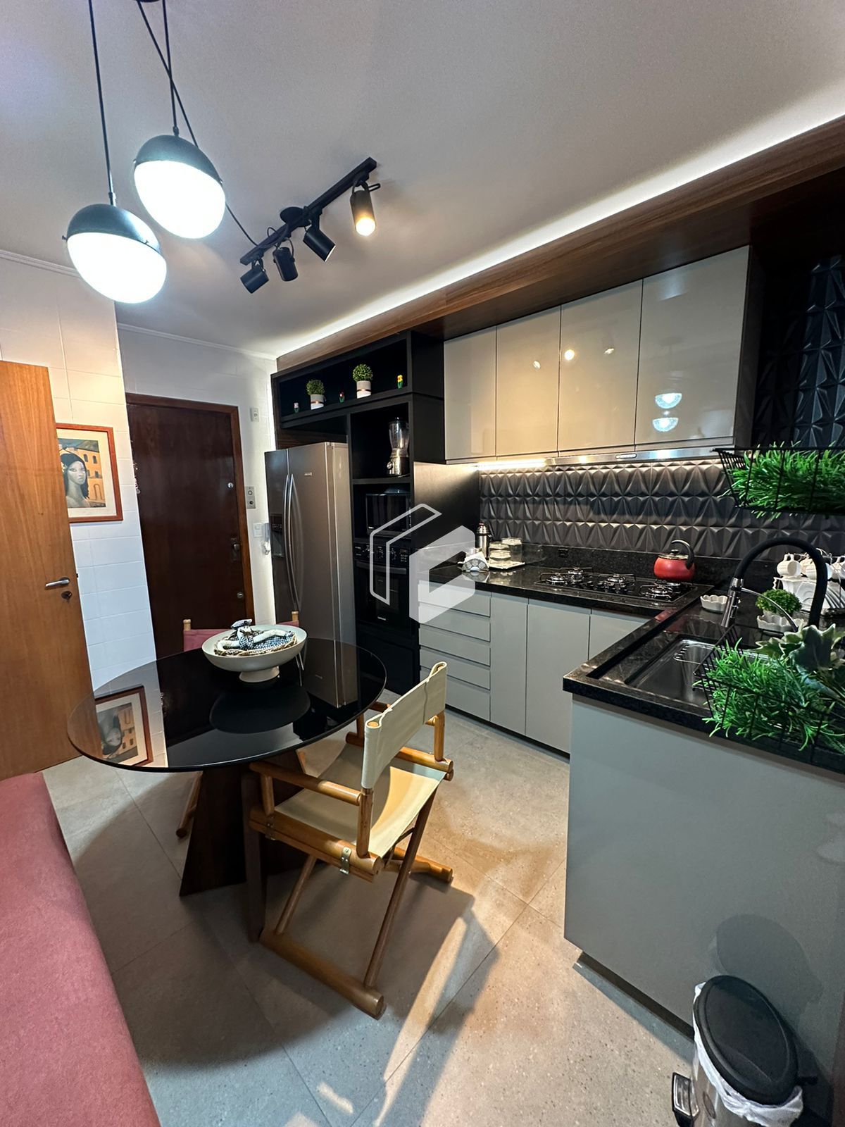 Apartamento, 3 quartos, 153 m² - Foto 1