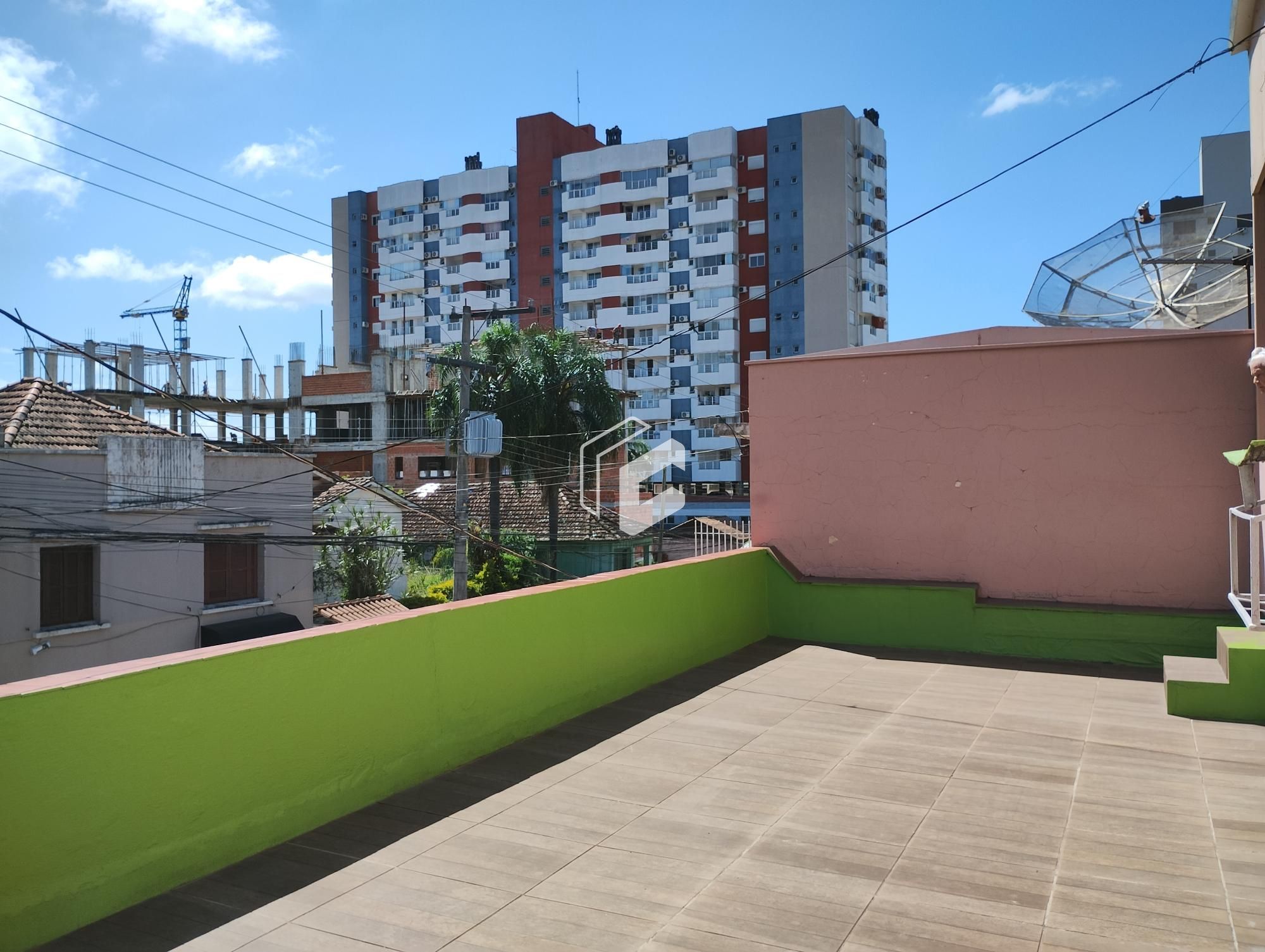 Sobrado à venda com 2 quartos, 237m² - Foto 8