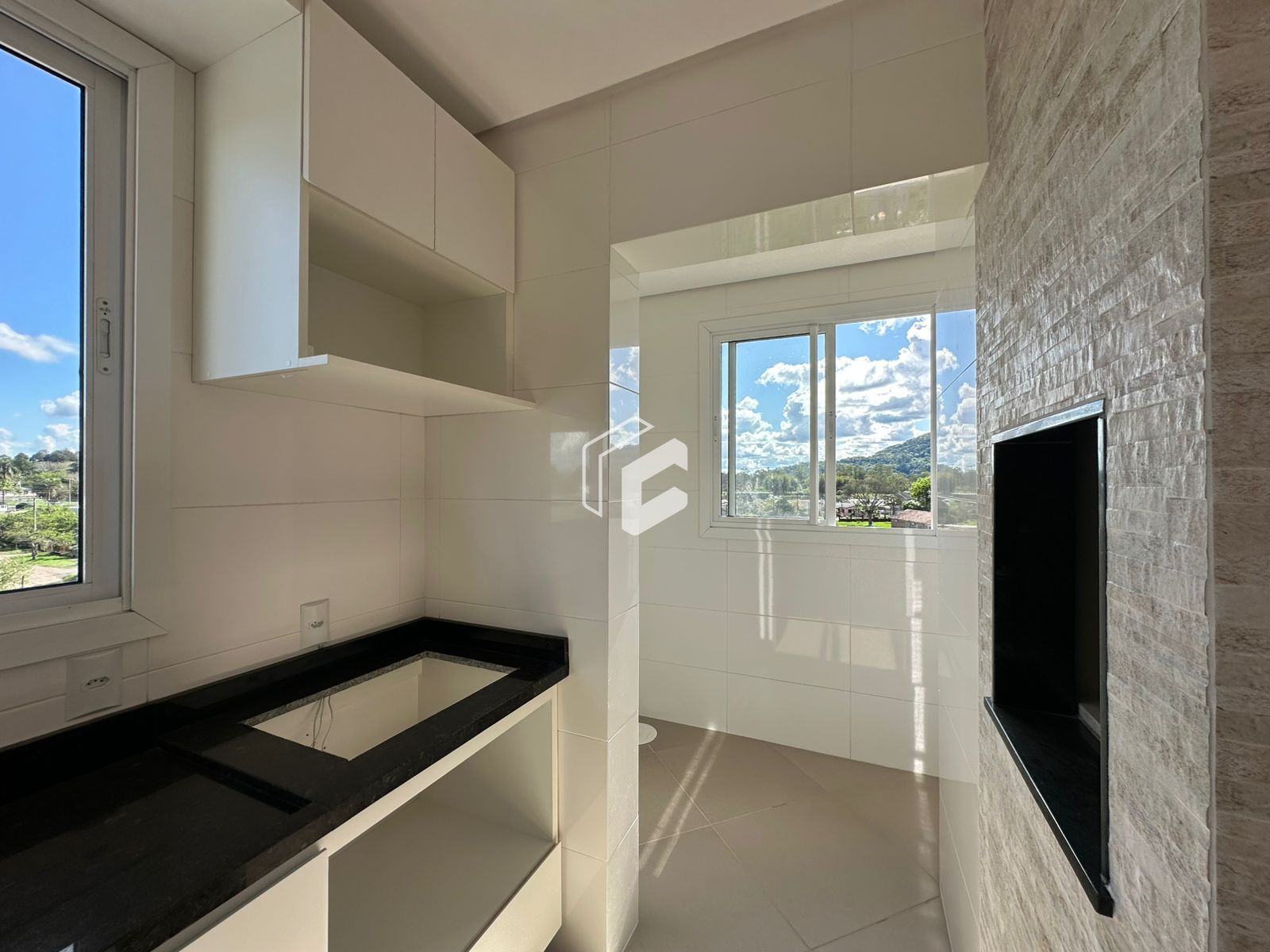 Apartamento à venda com 2 quartos, 66m² - Foto 7