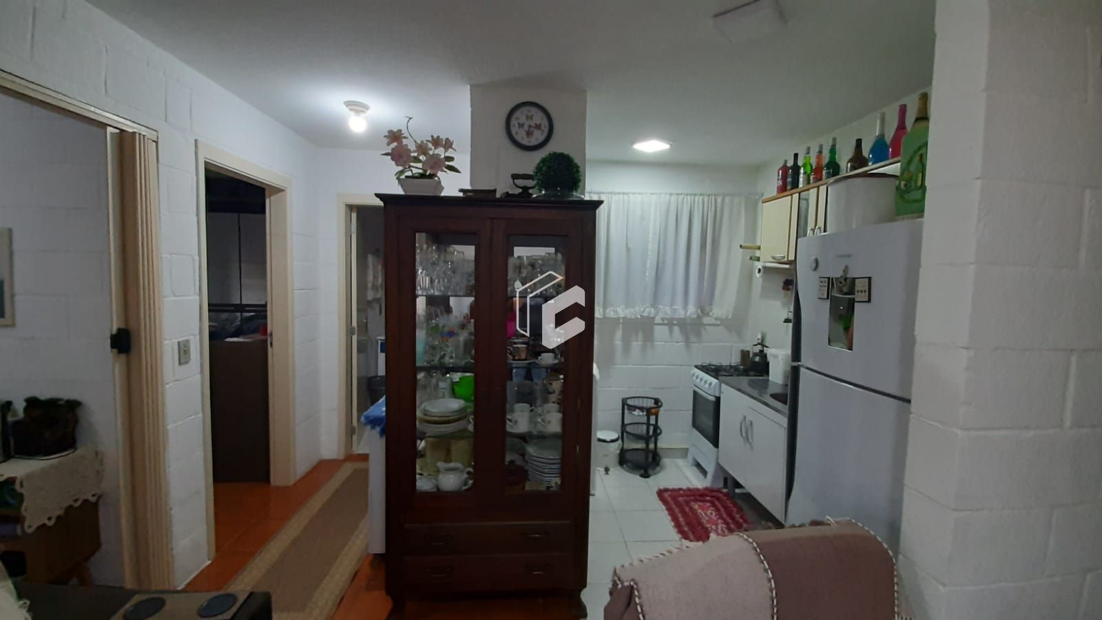 Apartamento à venda com 2 quartos, 43m² - Foto 8