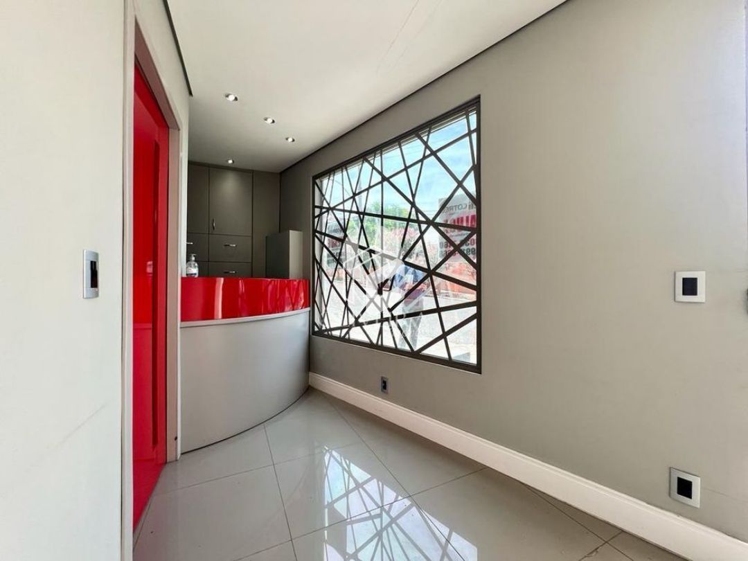 Conjunto Comercial-Sala à venda com 6 quartos, 56m² - Foto 3