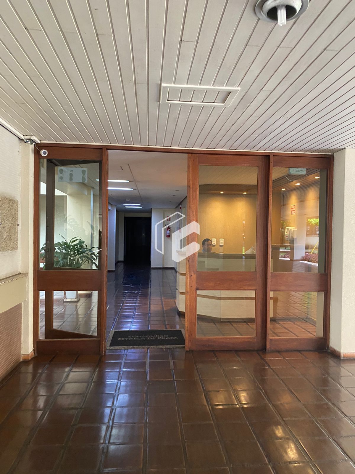 Apartamento à venda com 2 quartos, 78m² - Foto 17