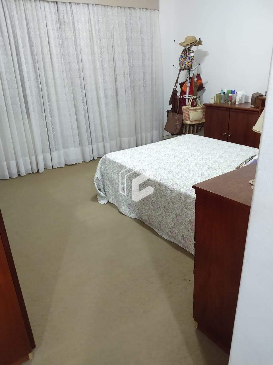 Casa à venda com 5 quartos, 186m² - Foto 6