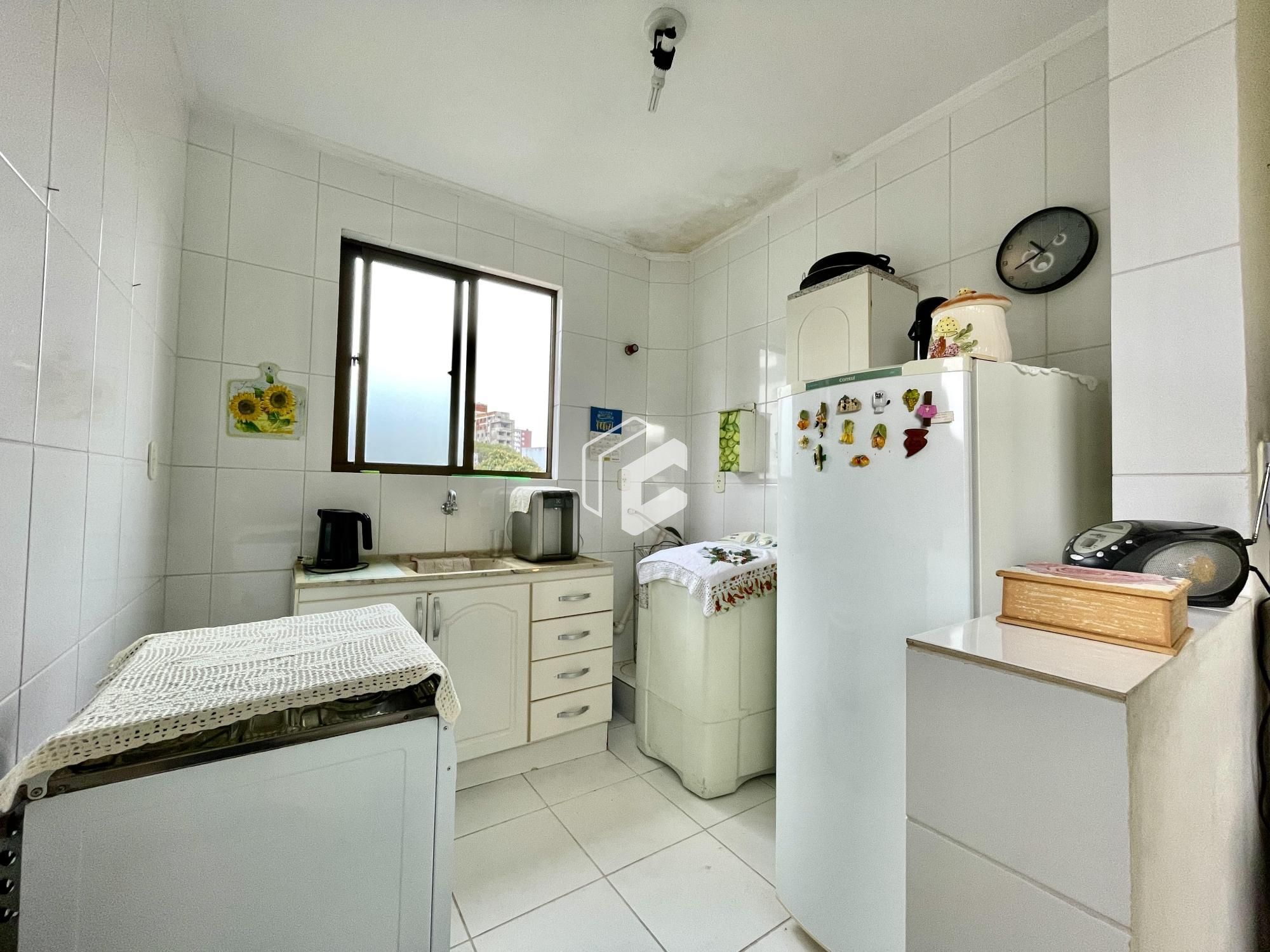 Apartamento à venda com 1 quarto, 41m² - Foto 5