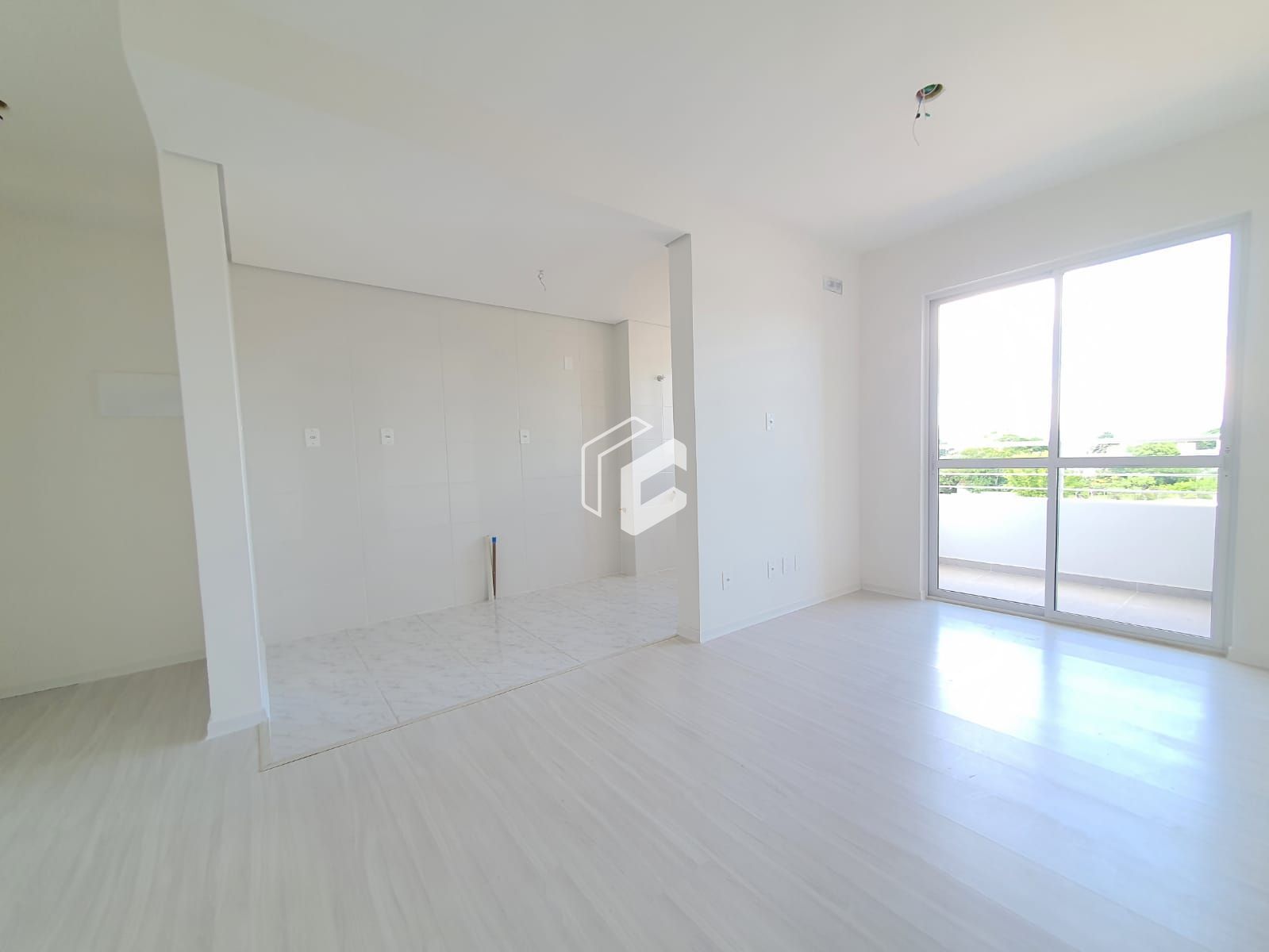 Apartamento à venda com 2 quartos, 58m² - Foto 3