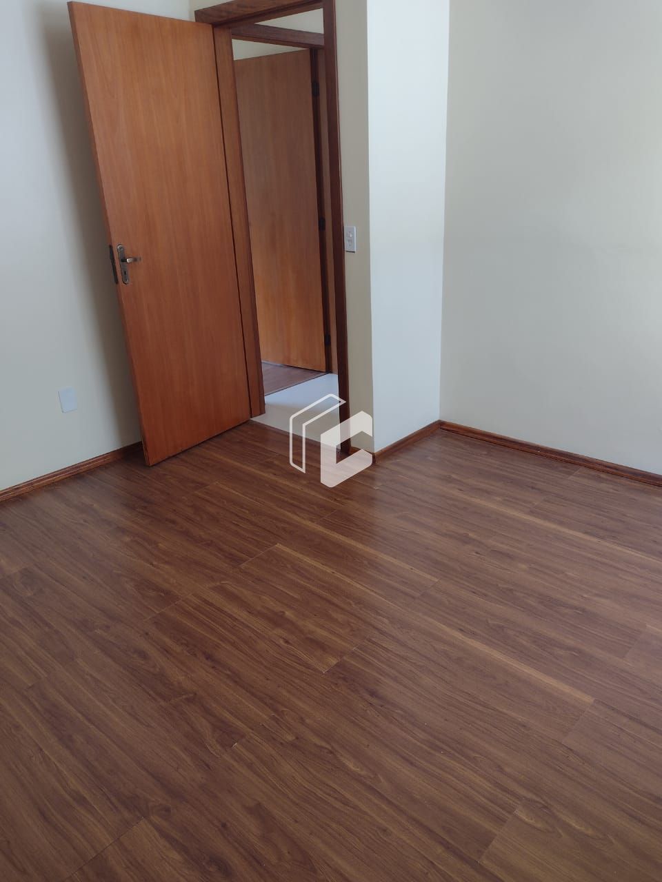 Apartamento à venda com 2 quartos, 61m² - Foto 9