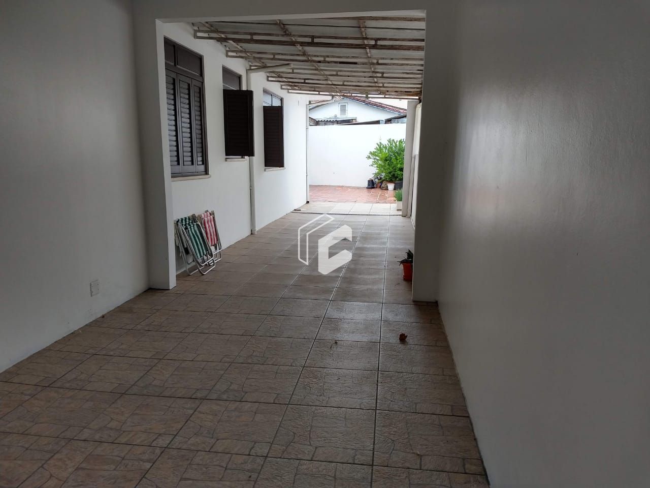 Casa à venda com 5 quartos, 186m² - Foto 16