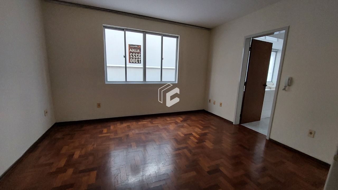 Apartamento à venda com 2 quartos, 66m² - Foto 2