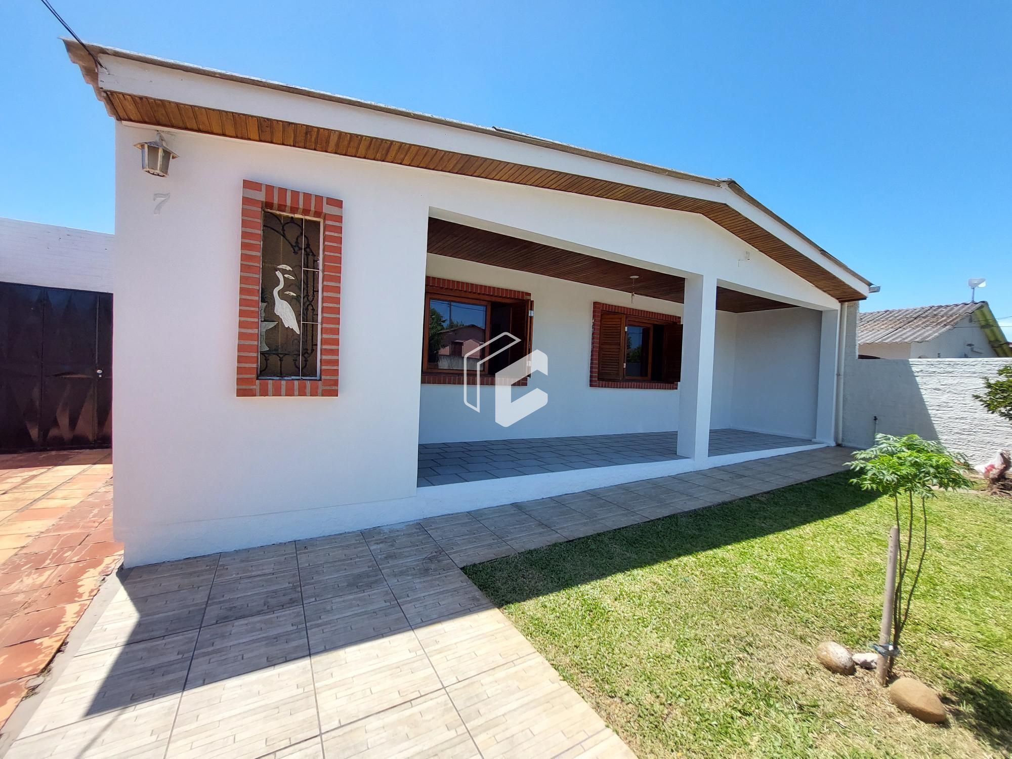 Casa à venda com 3 quartos, 150m² - Foto 2