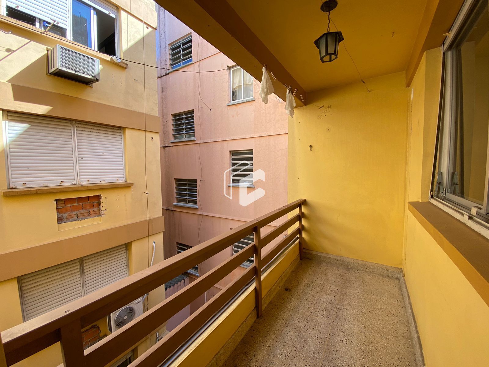 Apartamento à venda com 3 quartos, 95m² - Foto 3