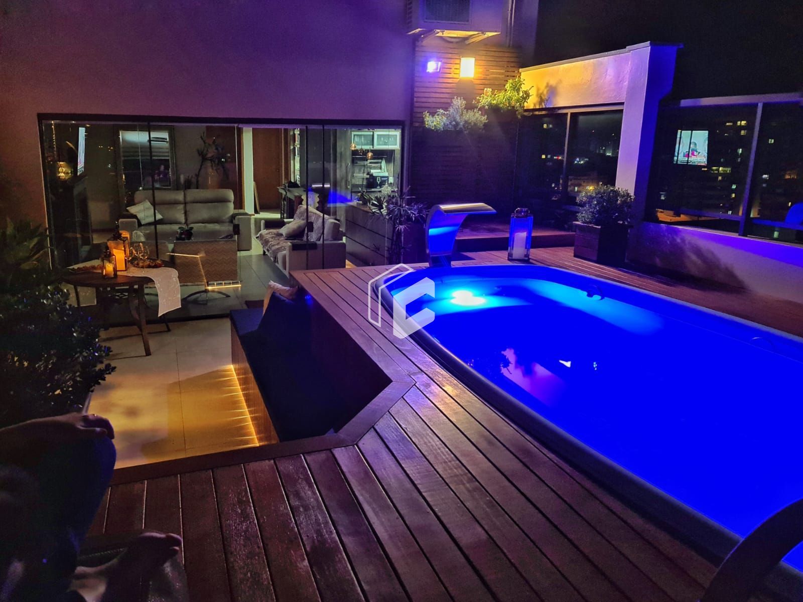 Apartamento, 4 quartos, 244 m² - Foto 4