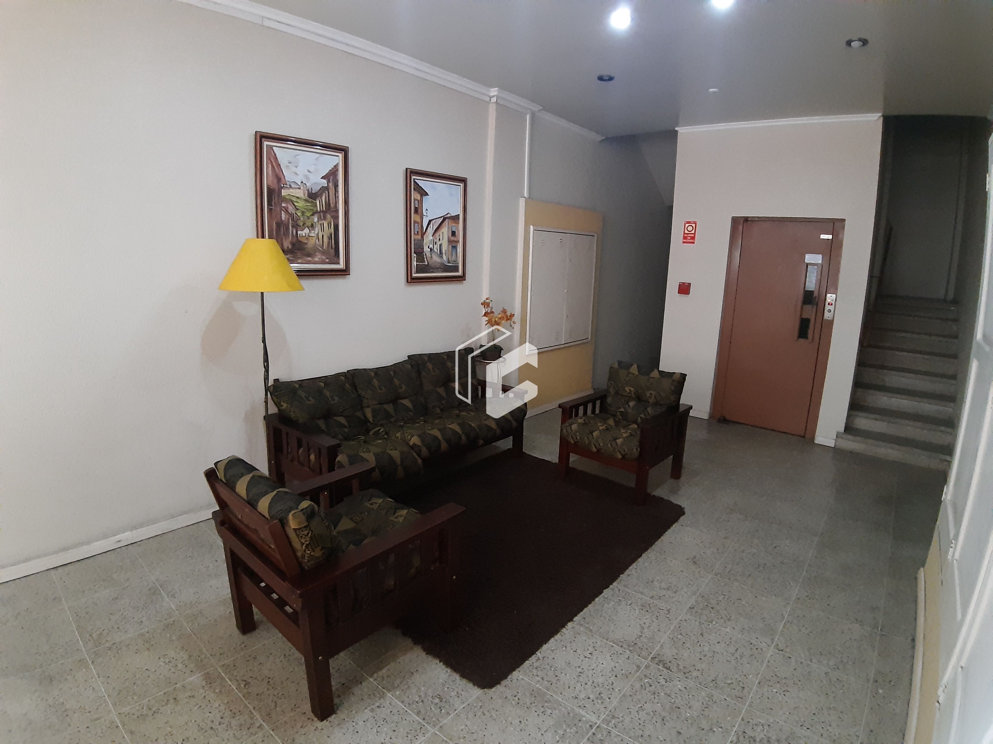 Cobertura à venda com 3 quartos, 250m² - Foto 2