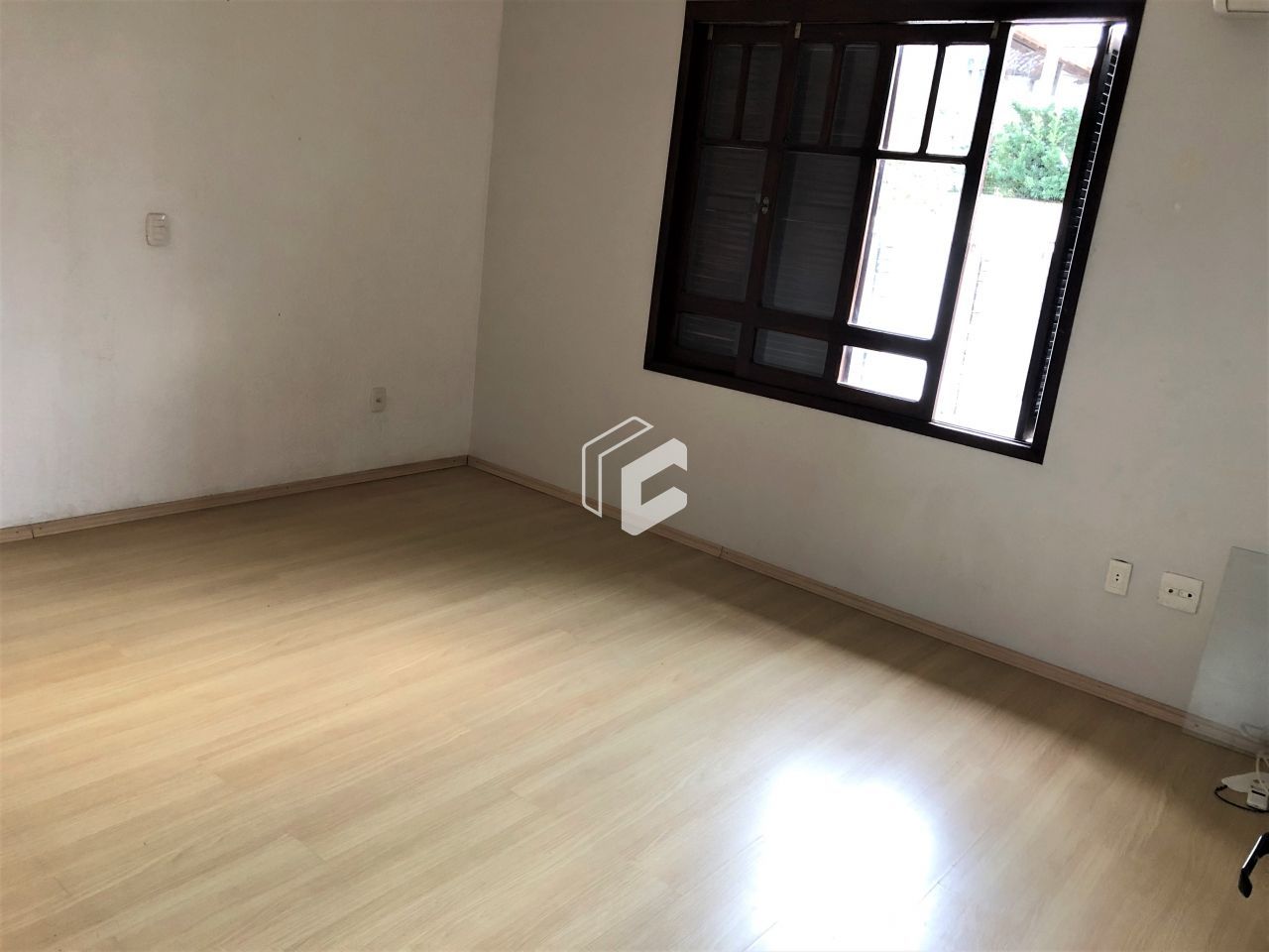 Casa à venda com 4 quartos, 341m² - Foto 16