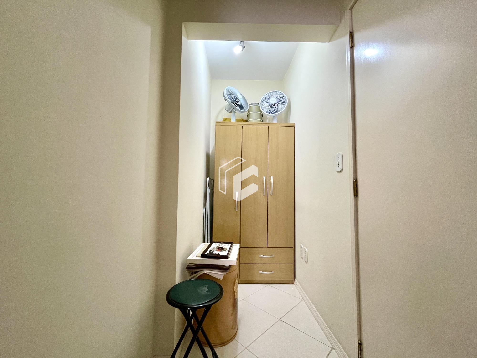 Apartamento à venda com 1 quarto, 41m² - Foto 4