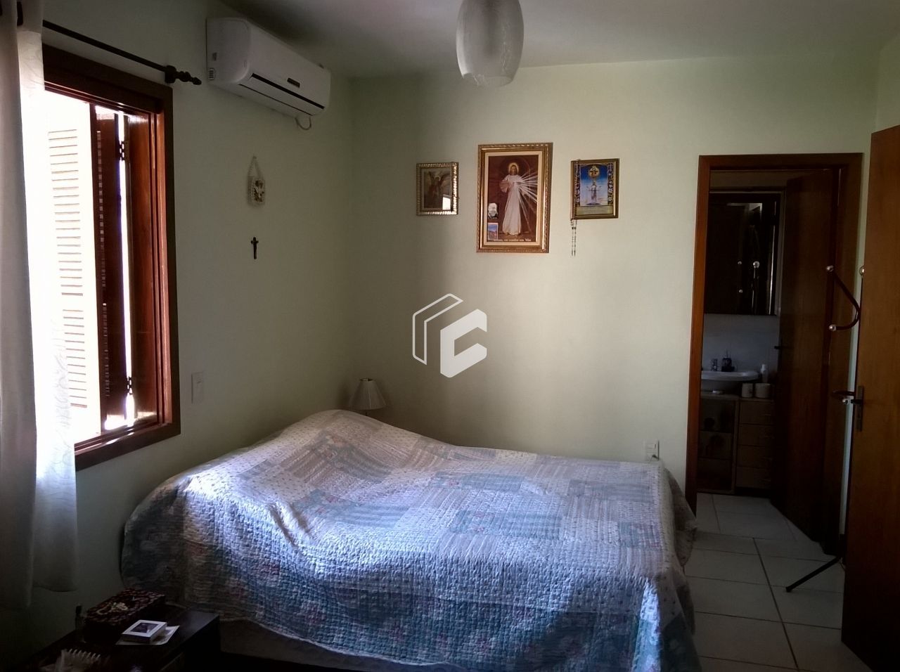 Casa à venda com 3 quartos, 213m² - Foto 8