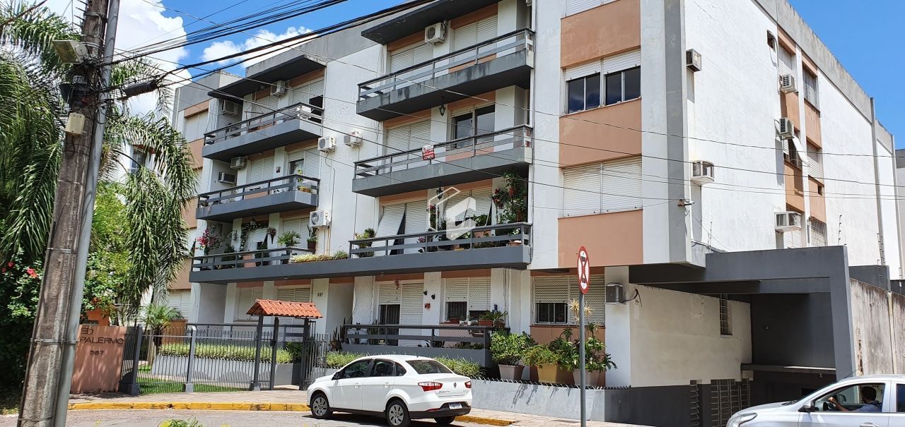 Apartamento à venda com 3 quartos, 124m² - Foto 1