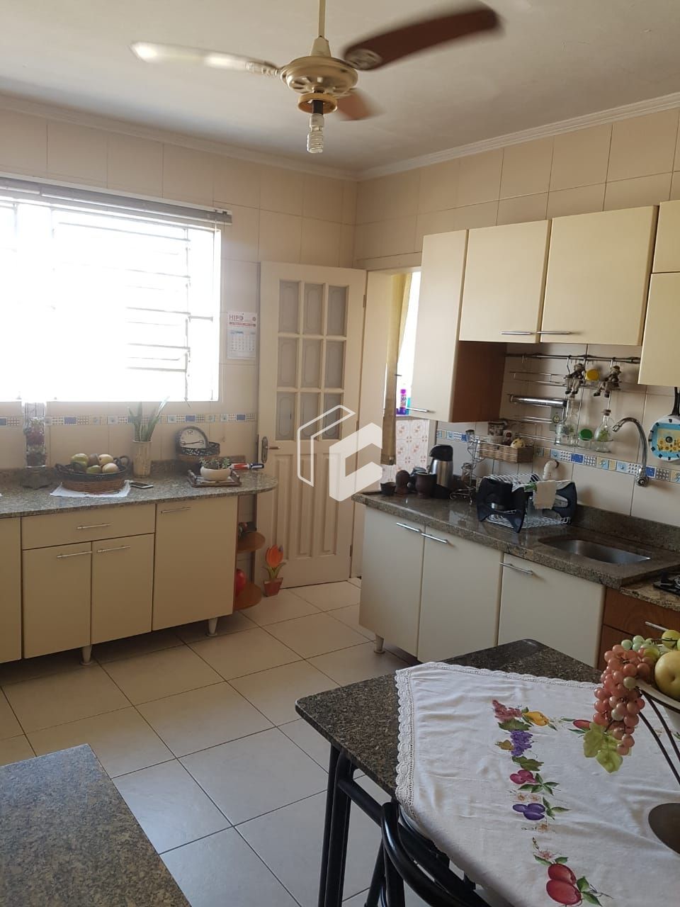 Apartamento à venda com 3 quartos, 119m² - Foto 9