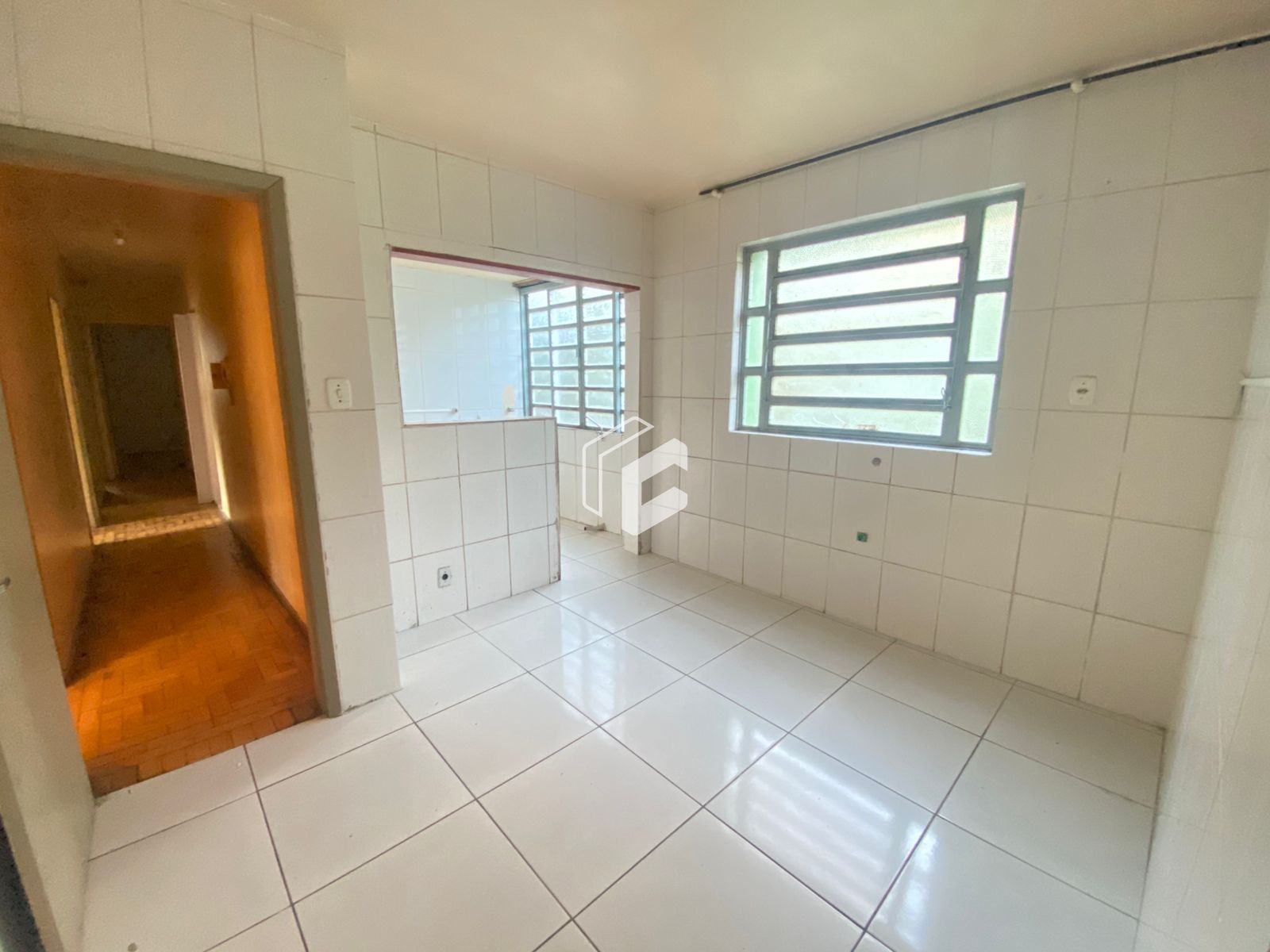 Apartamento para alugar com 3 quartos, 121m² - Foto 4