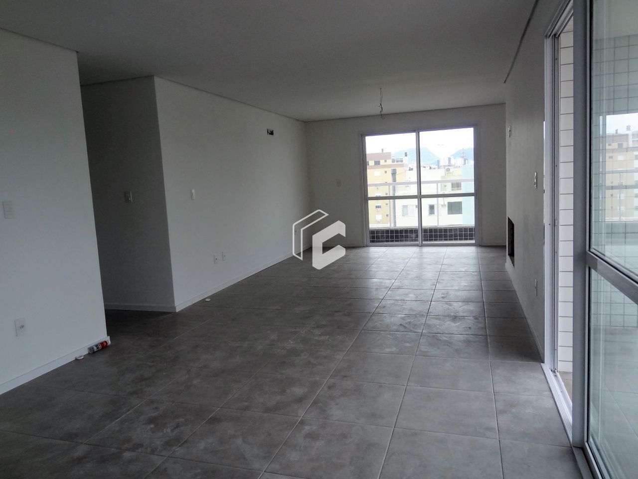 Apartamento à venda com 3 quartos, 165m² - Foto 5