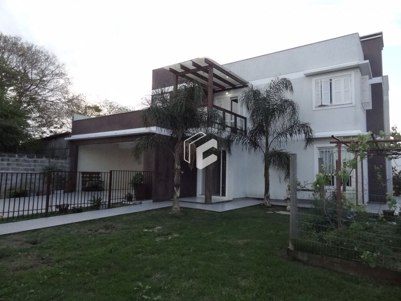 Casa, 3 quartos, 305 m² - Foto 1