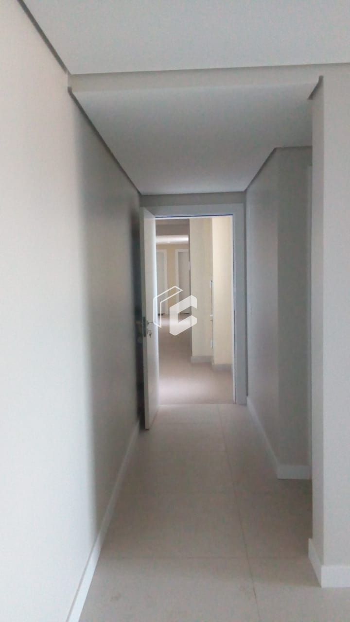 Apartamento à venda com 3 quartos, 170m² - Foto 4