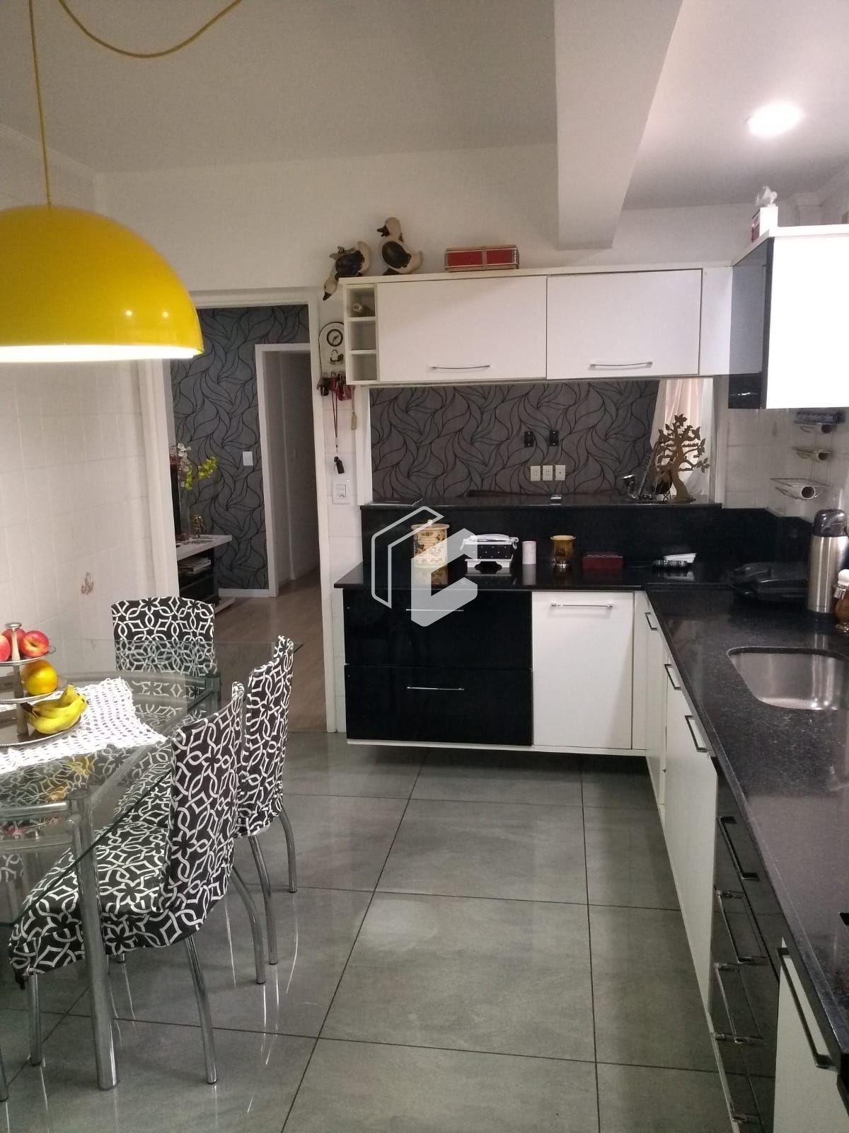 Apartamento à venda com 2 quartos, 144m² - Foto 2