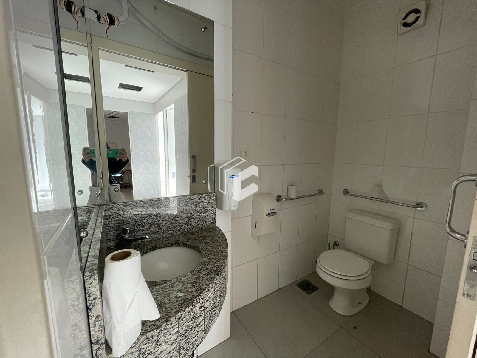 Conjunto Comercial-Sala à venda com 5 quartos, 98m² - Foto 6