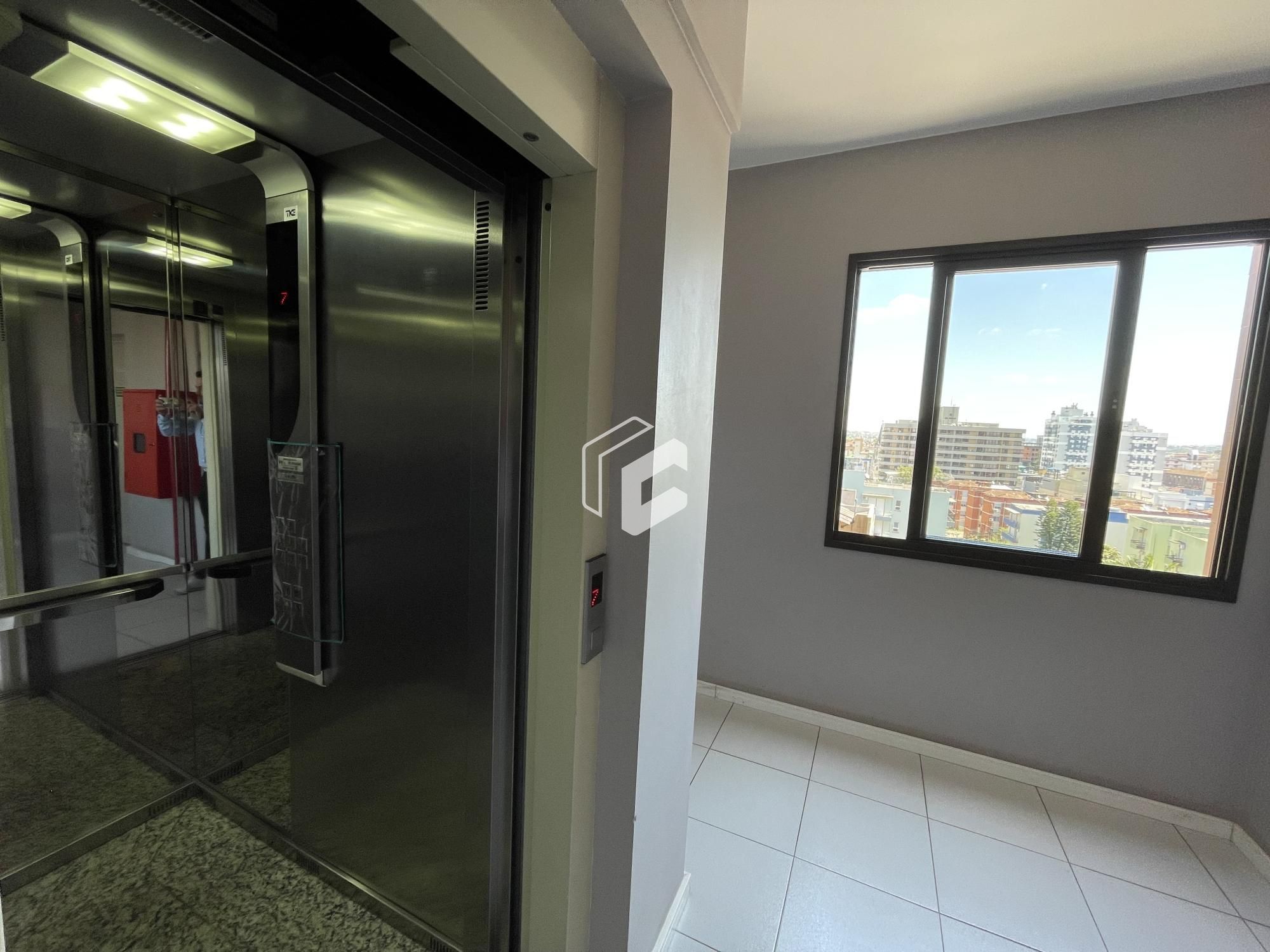 Apartamento à venda com 2 quartos, 75m² - Foto 4