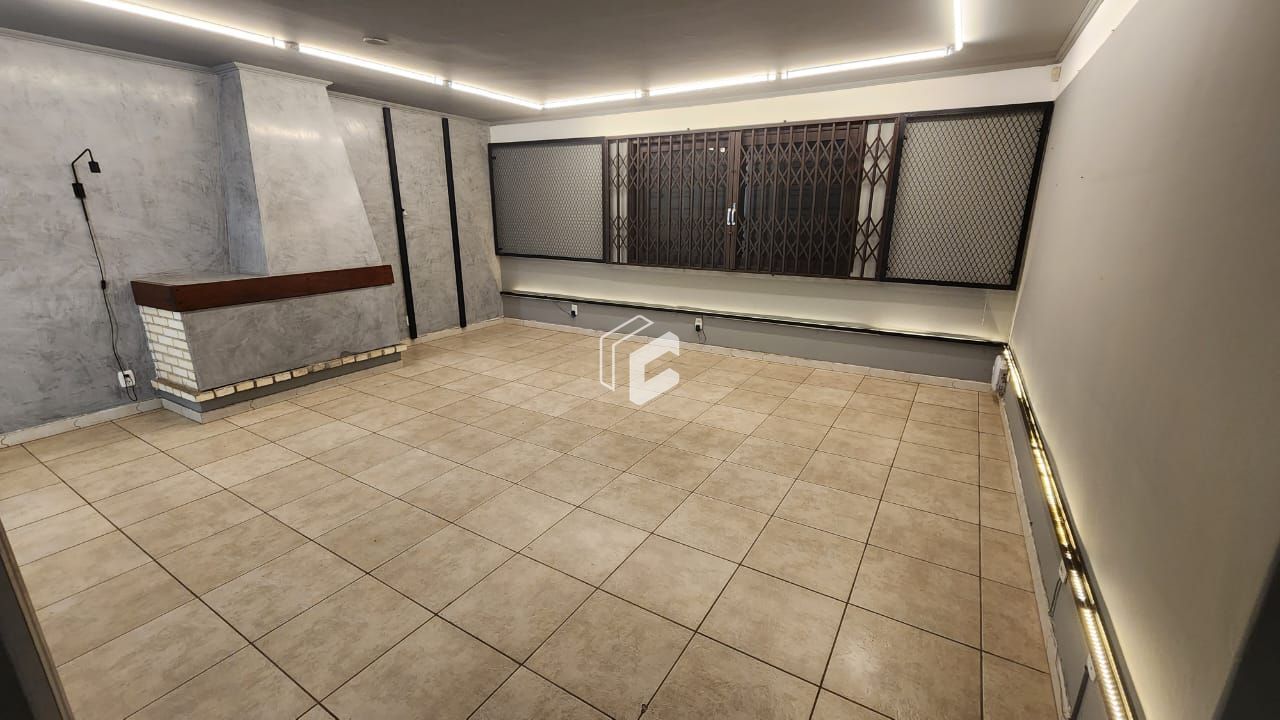 Casa, 3 quartos, 240 m² - Foto 4