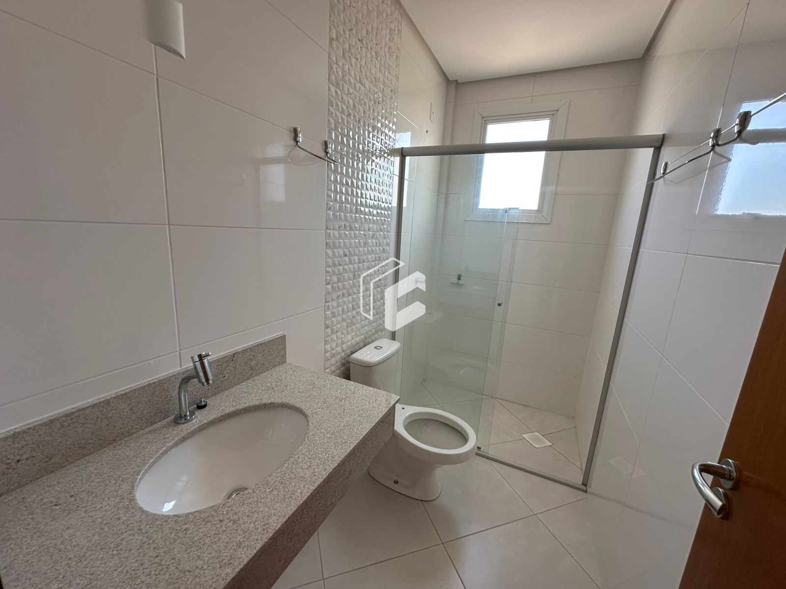 Apartamento à venda com 2 quartos, 66m² - Foto 10