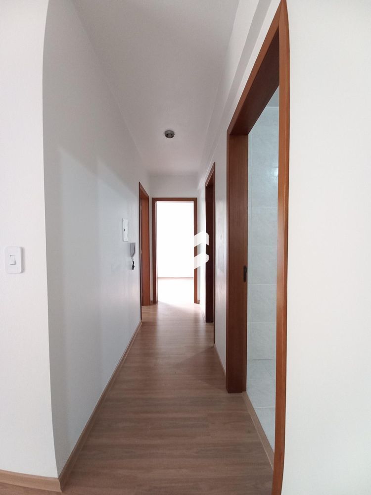 Apartamento à venda com 2 quartos, 75m² - Foto 4