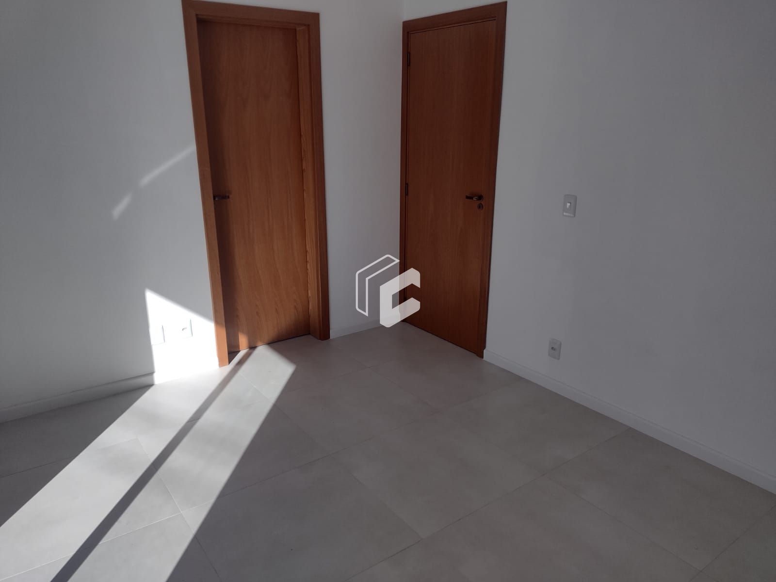 Apartamento à venda com 2 quartos, 60m² - Foto 21