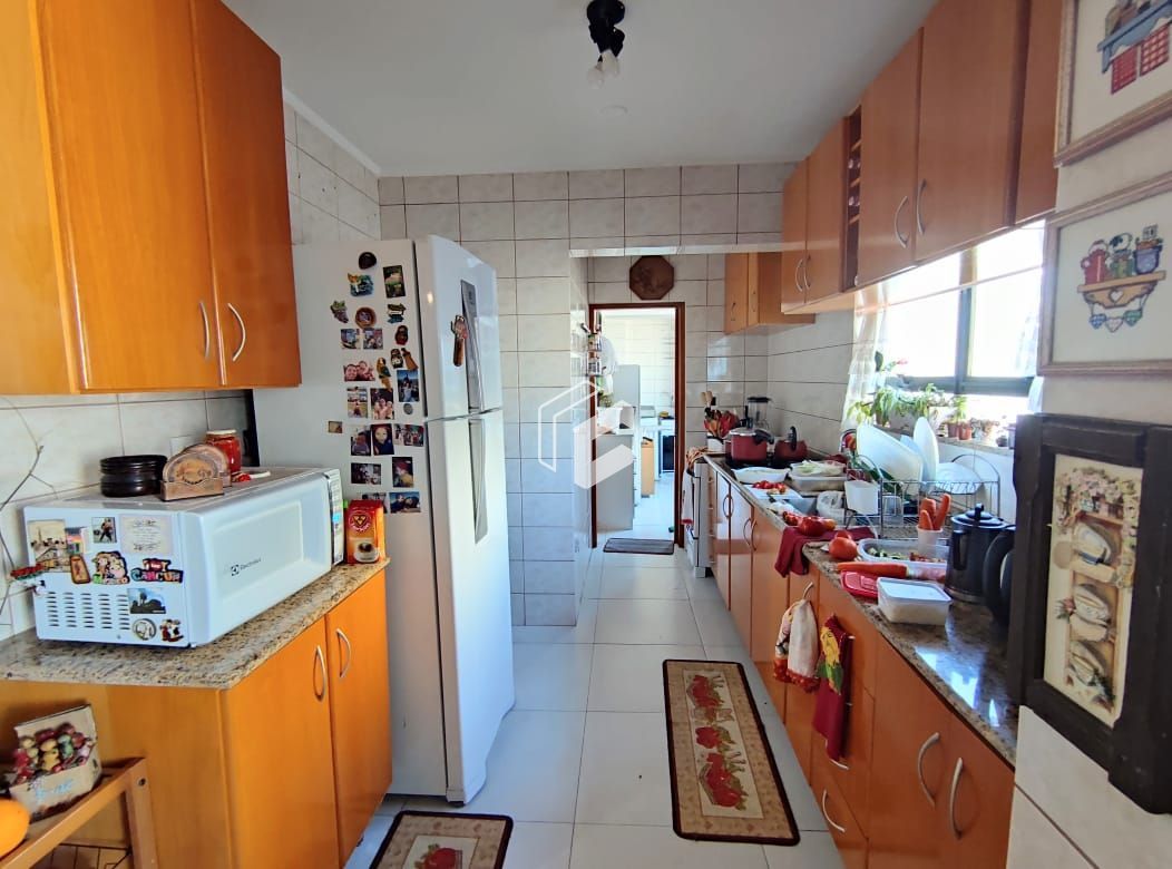 Apartamento à venda com 3 quartos, 189m² - Foto 18