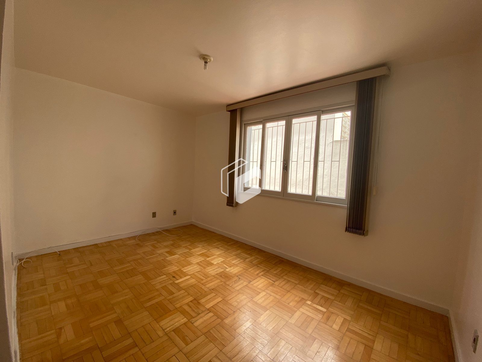 Apartamento à venda com 2 quartos, 78m² - Foto 3