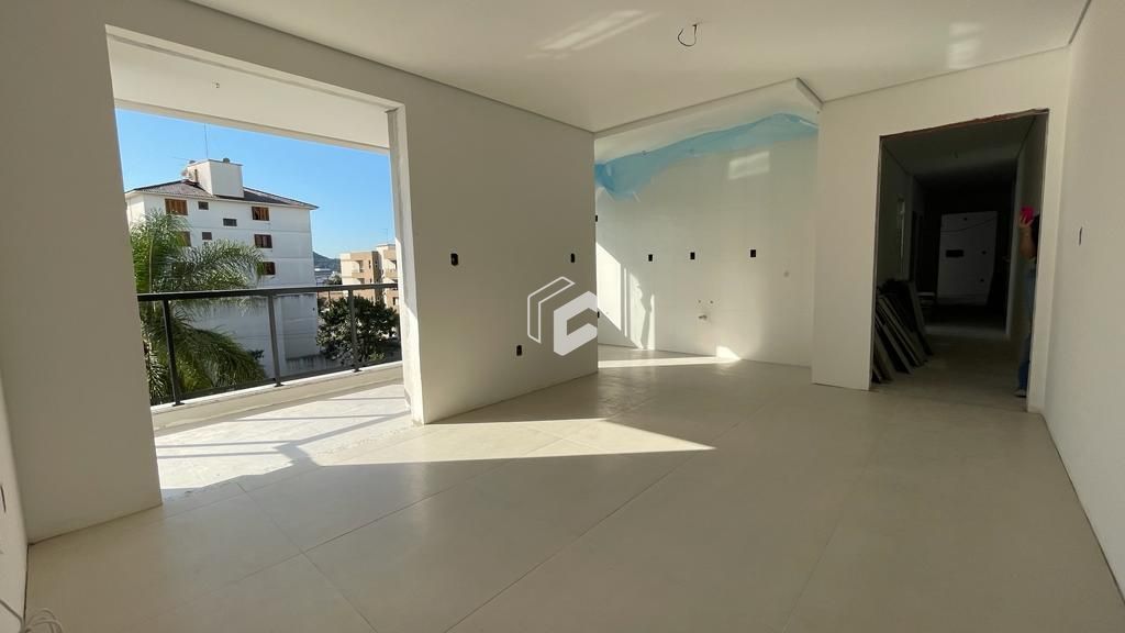 Apartamento à venda com 2 quartos, 66m² - Foto 4