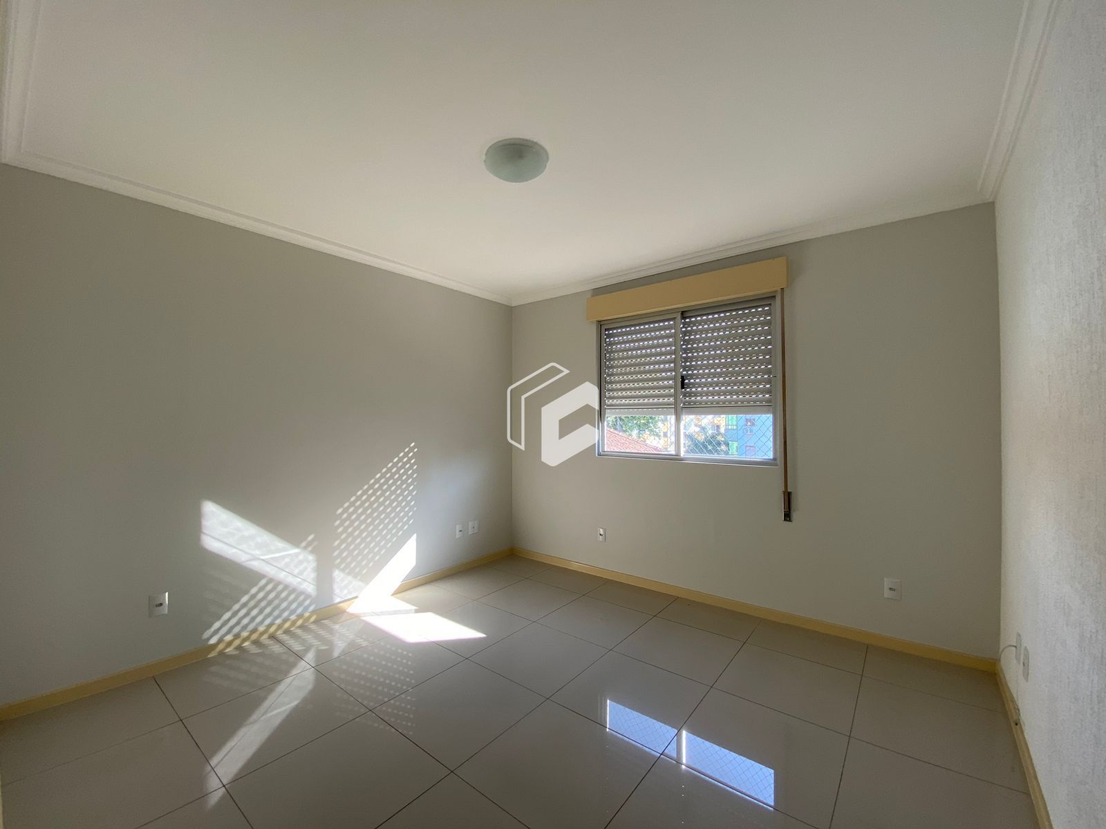 Apartamento à venda com 2 quartos, 93m² - Foto 4