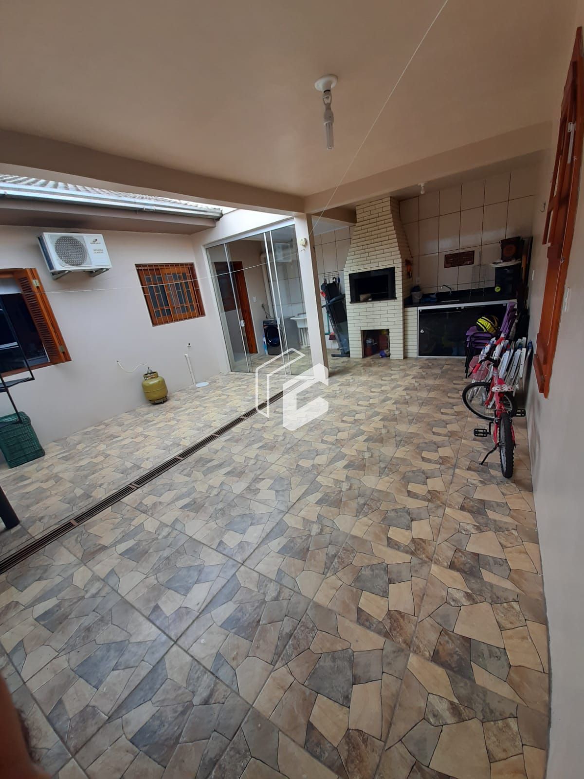 Casa de Condomínio à venda com 2 quartos, 100m² - Foto 3