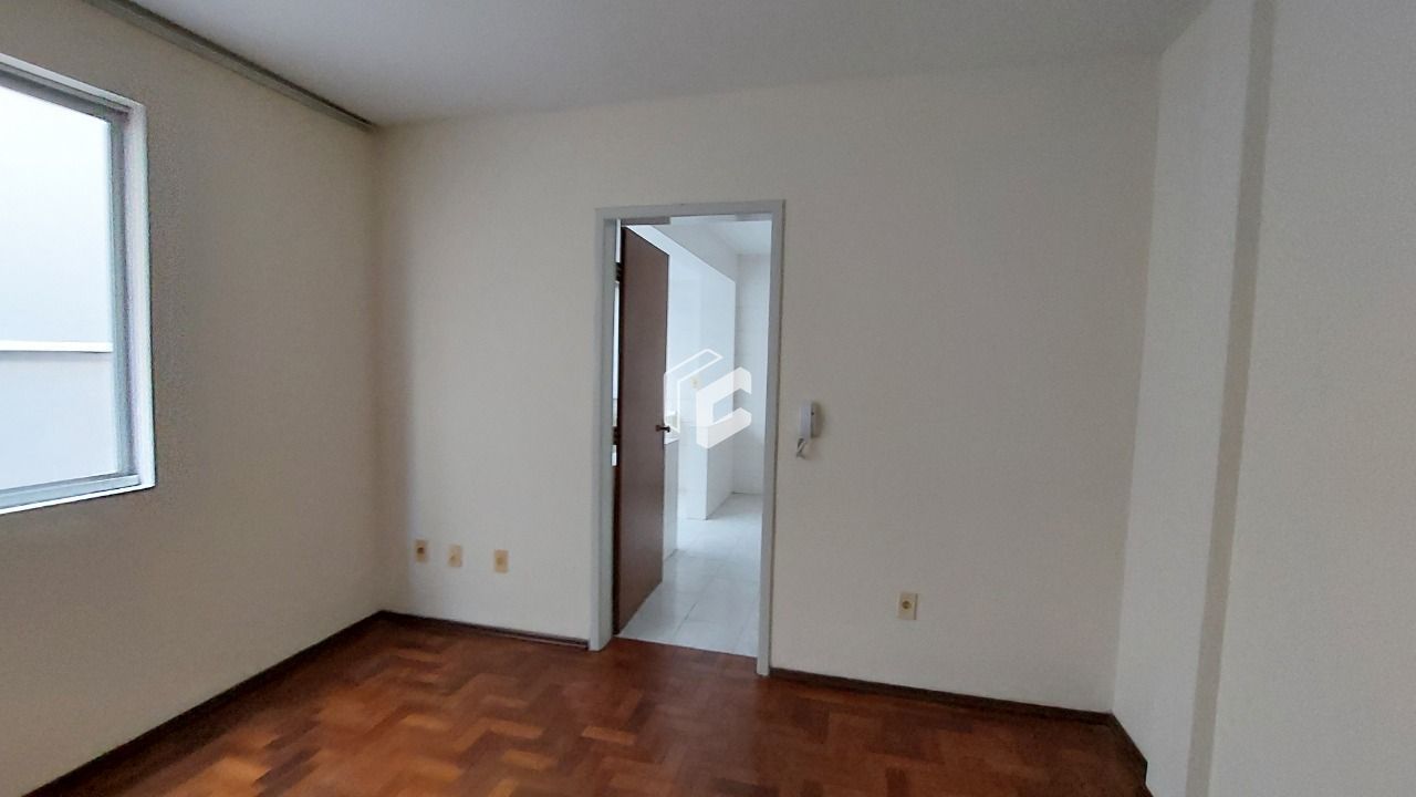 Apartamento à venda com 2 quartos, 66m² - Foto 8