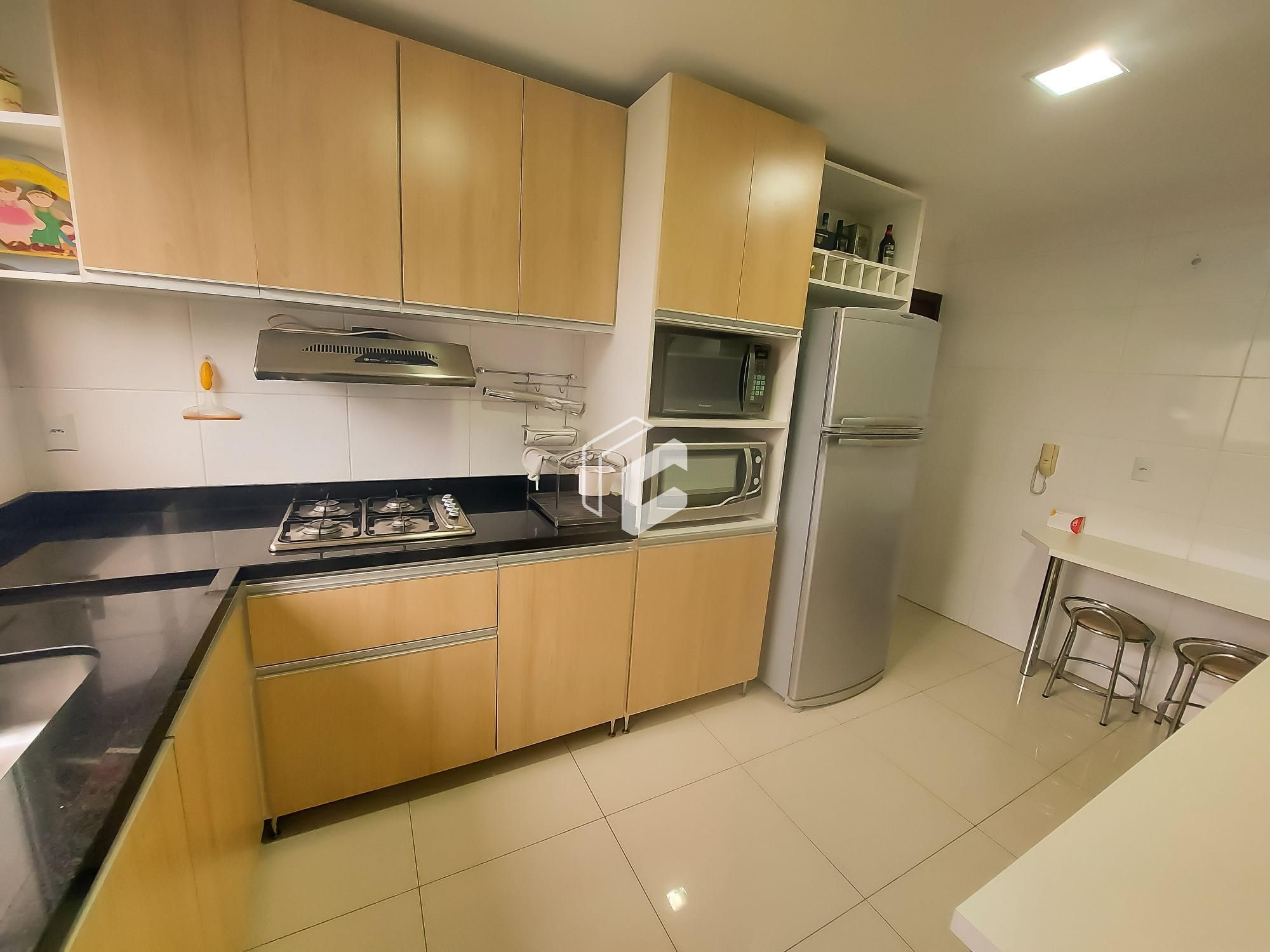 Apartamento à venda com 3 quartos, 131m² - Foto 28