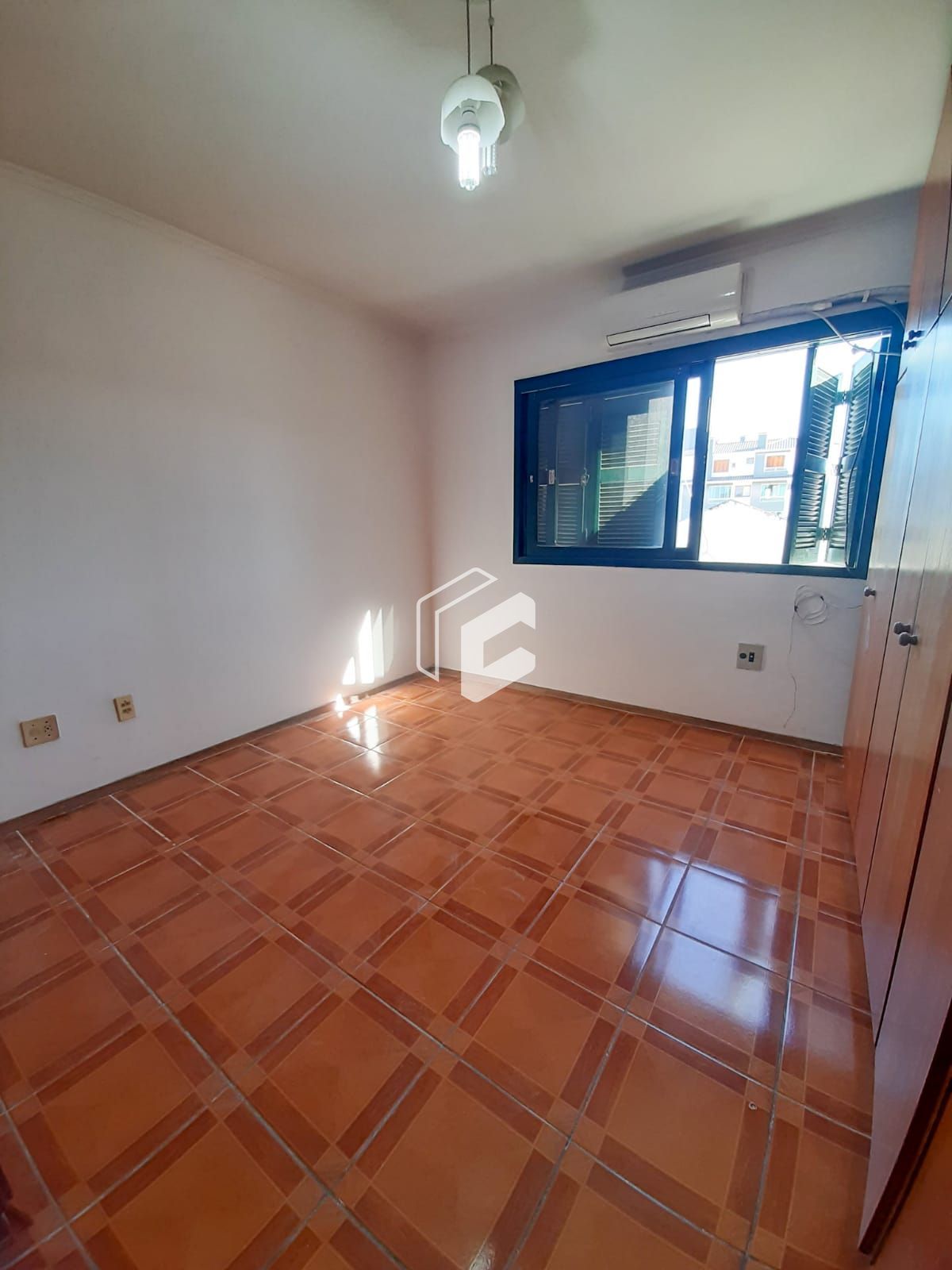 Apartamento à venda com 3 quartos, 95m² - Foto 8