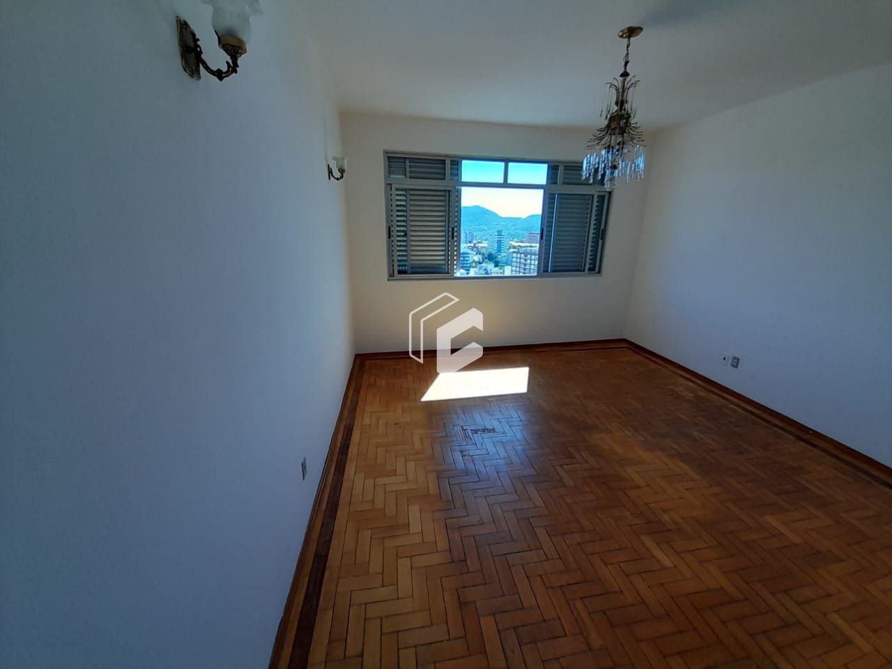 Apartamento à venda com 3 quartos, 107m² - Foto 6