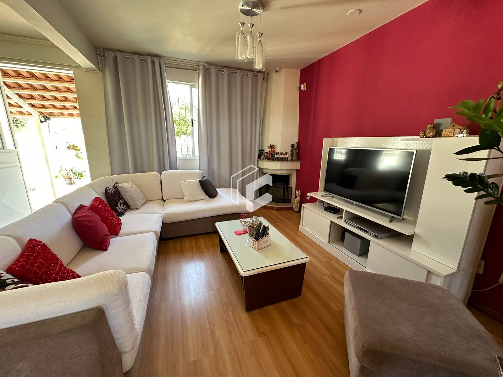 Casa, 3 quartos, 172 m² - Foto 2