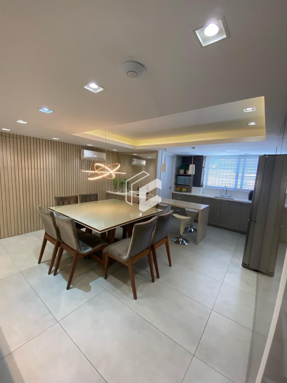 Apartamento, 3 quartos, 148 m² - Foto 2