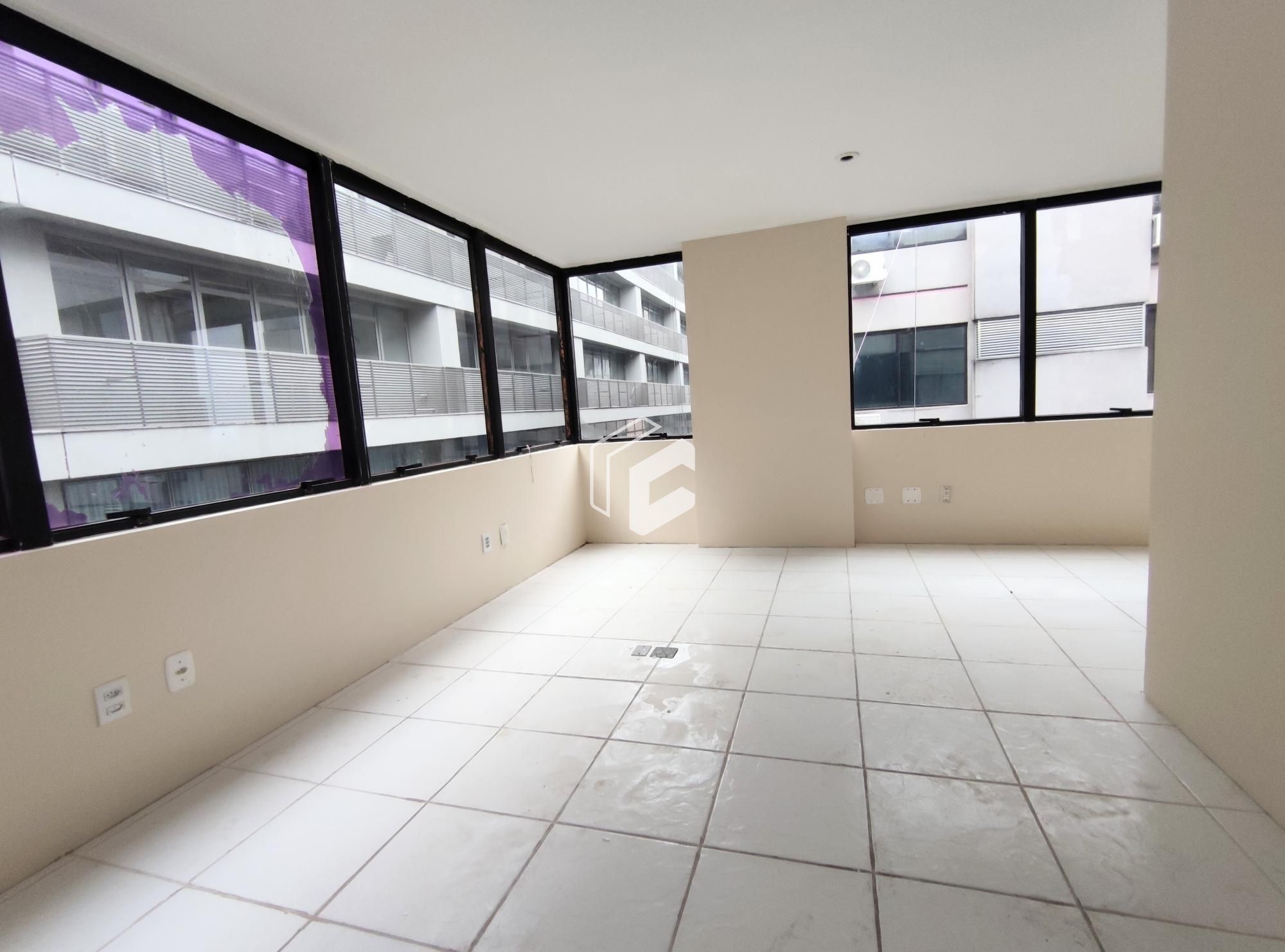 Conjunto Comercial-Sala à venda com 1 quarto, 63m² - Foto 4