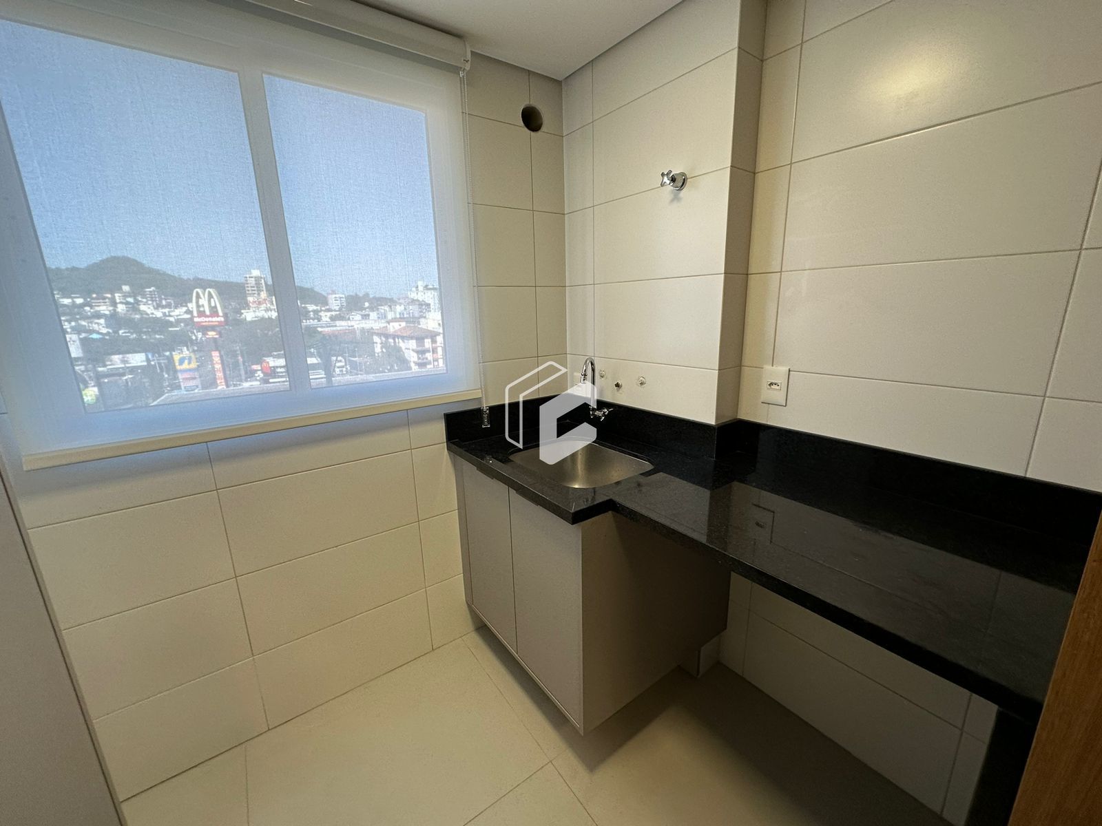 Apartamento à venda com 3 quartos, 116m² - Foto 13