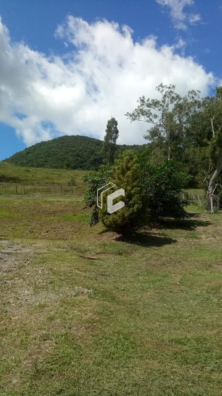 Chácara à venda com 2 quartos, 52m² - Foto 15